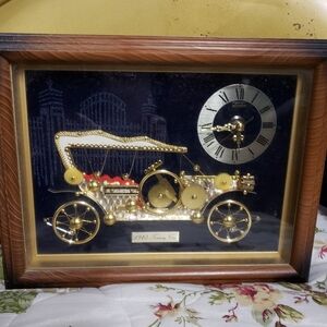 Vintage Car Wall Clock Decor